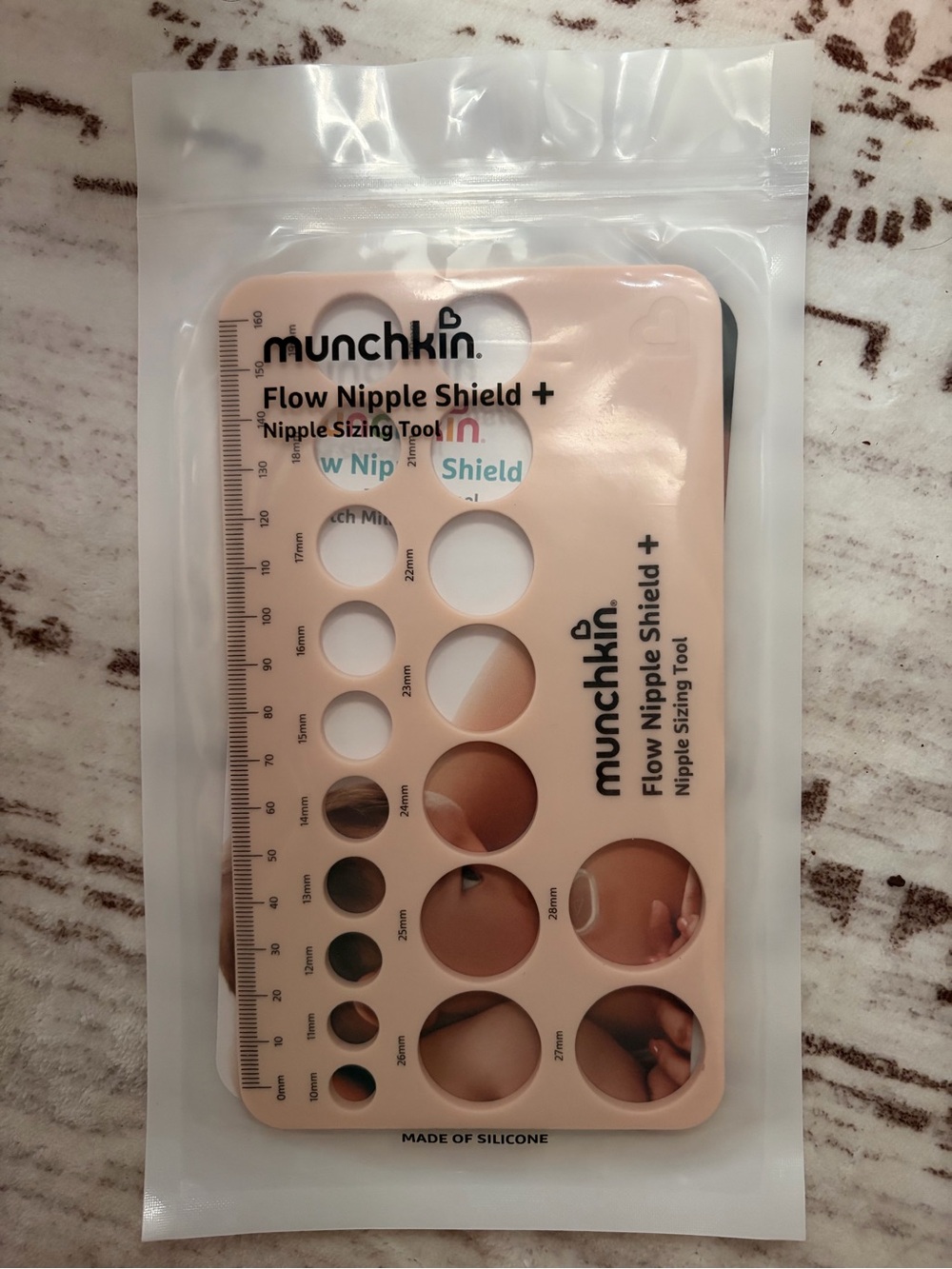 Munchkin Flow Nipple Shield + Sizing Tool in Light Pink
